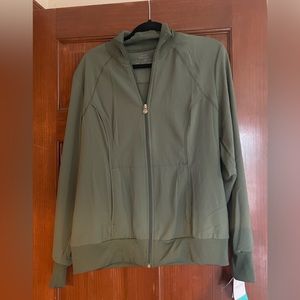 Cherokee Infinity size Large NWT Green